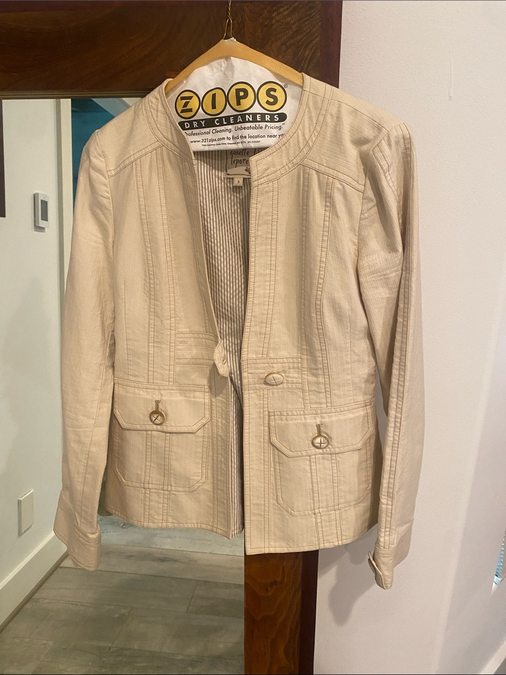 Nanette Lepore Cream Collarless Tailored Blazer